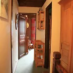 With Parking For 6 People Apartment Chatel