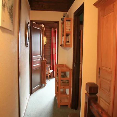 With Parking For 6 People דירה Châtel
