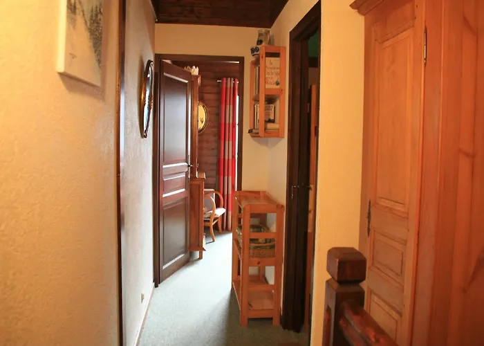 With Parking For 6 People Apartmán Châtel